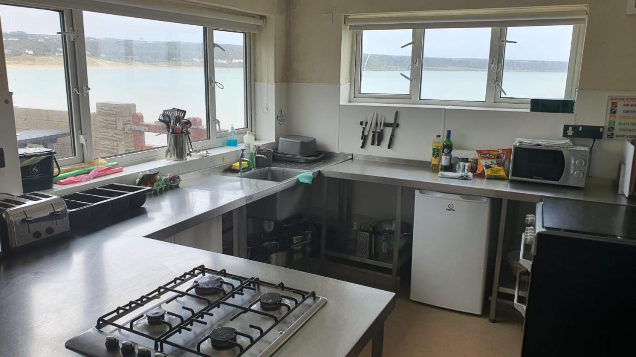 Хостел Yha Port Eynon Екстер'єр фото