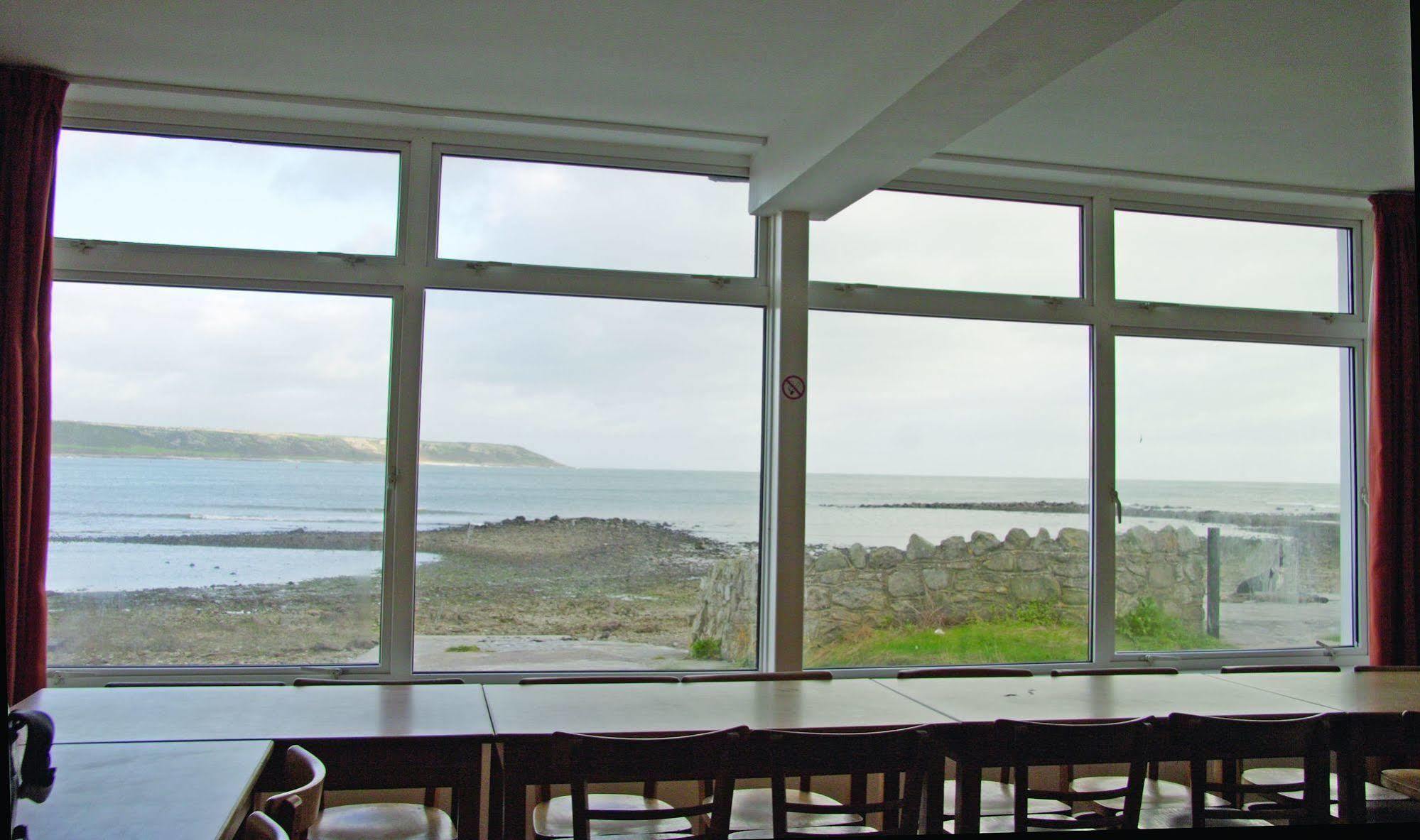 Хостел Yha Port Eynon Екстер'єр фото
